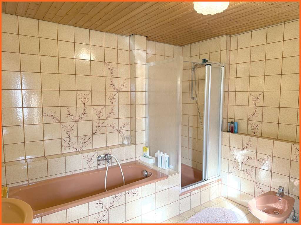 Immobilie in Langenlonsheim - Ein echtes Raumwunder - das ideale  Wohn- und Arbeitshaus  - 215 m² Lager-Nutzfläche! - Bild 1