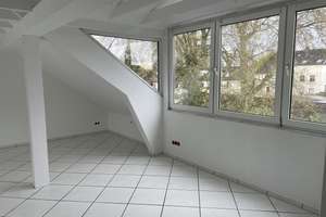 Renovierte 3,5-Zimmer-Maisonette-Wohnung mit Balkon und Einbauküche – Elsaßstraße 35, 44793 Kruppwerke, Bochum – Vorschaubild 10