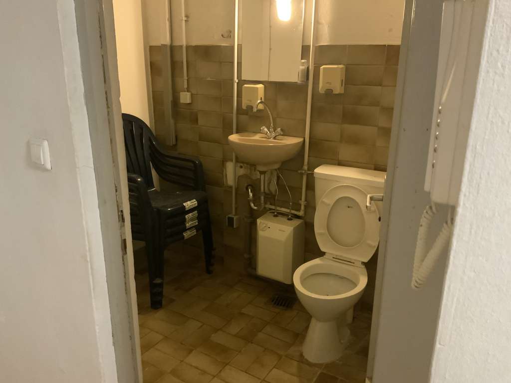 Immobilie in Wernau (Neckar) - Große  1-2 Familien Doppelhaushälfte mit Potenzial in Wernau (Neckar) mit 219 m² Wohnfläche - Bild 3