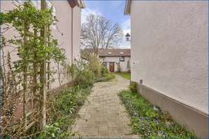 ** Dornröschen (leicht lädiert) ** sucht Prinzenfamilie! EFH in Haus/Hof-Bauweise – 67065 Maudach, Ludwigshafen am Rhein – Vorschaubild 32