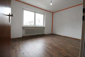 Große Doppelhaushälfte mit 3 Wohneinheiten in München/Pasing – Die vollständige Adresse der Immobilie erhältst du vom Anbieter., 81243 Pasing, München – Vorschaubild 8