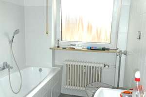 N-Werderau: Schöne 3-Zi-Whg. im 1.OG eines 3-FH, großer Balkon, Blick ins Grüne, Garage, 2 Keller – Die vollständige Adresse der Immobilie erhältst du vom Anbieter., 90441 Werderau, Nürnberg – Vorschaubild 10