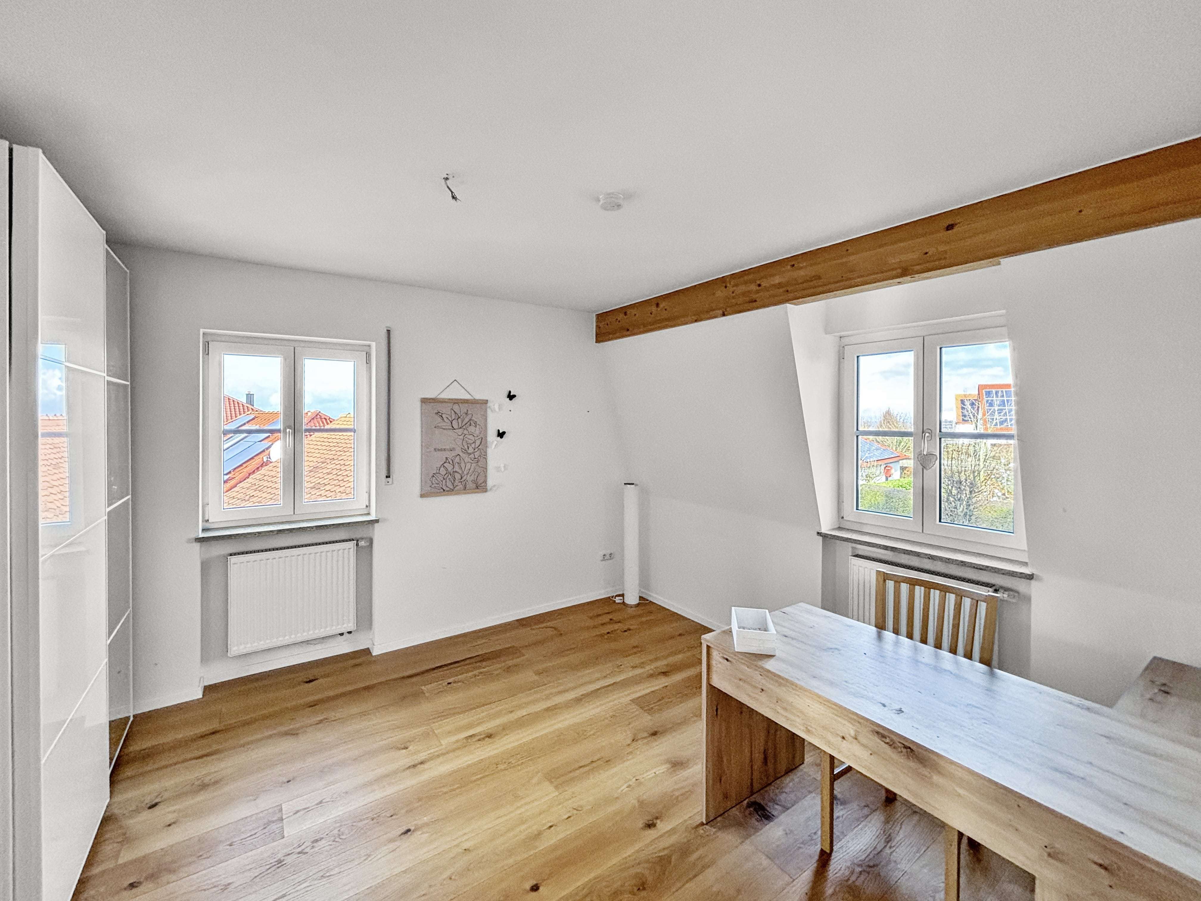 Immobilie in Rödelsee - Schwanbergblick inklusive! - Bild 2