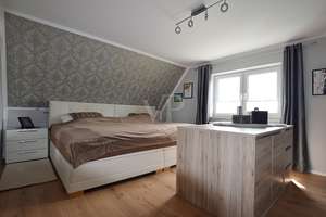 MODERNE DOPPELHAUSHÄLFTE MIT DACHTERRASSE UND GROßEM GARTEN - OPEN HOUSE AM 17. MAI – Die vollständige Adresse der Immobilie erhältst du vom Anbieter., 38446 Neindorf, Wolfsburg – Vorschaubild 12