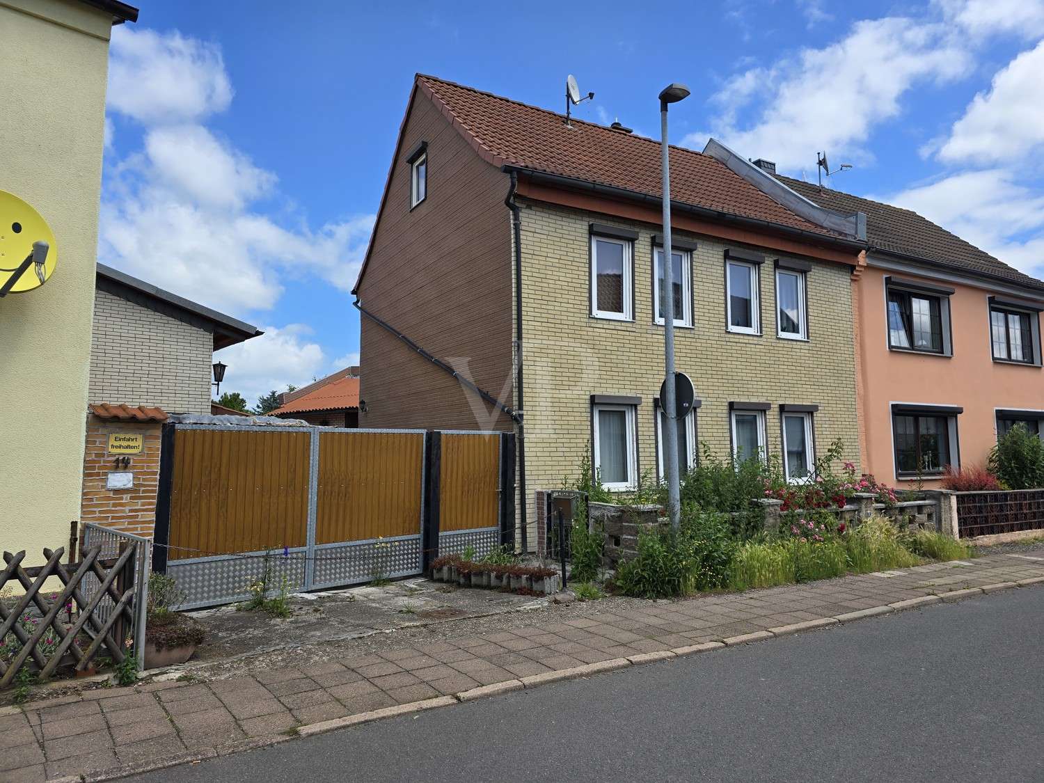 Wo andere abrücken, beginnt Ihr Traum - sanierungsbedürftiges Haus im beliebten OT Sundhausen, Nordhausen Kreis – Bild 4