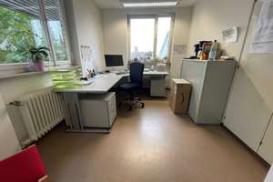 Einzigartige Gelegenheit! Pfarrhaus mit großem Grundstück und Gemeindehaus – Die vollständige Adresse der Immobilie erhältst du vom Anbieter., 70565 Rohr, Stuttgart – Vorschaubild 18