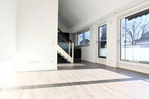 Moderne & edle Dachgeschosswohnung mit großem SÜD-Balkon (19m²) - 5 Gehminuten vom Feldmochinger See – Karlsfelder Str. 38 C, 80995 Feldmoching, München – Vorschaubild 4