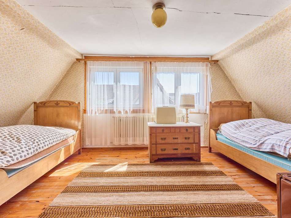 Schlafzimmer  DG