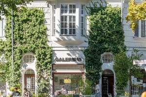 Charmante Wohnung mit Aufzug & 3 Balkonen! – 5 Zimmer – Suarezstraße 24, 14057 Charlottenburg, Berlin – Vorschaubild 5