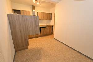 3 ZKB-Wohnung mit Loggia, EBK - optional TG-Stellplatz - schöne Lage, Augsburg-Hochzoll – Herzogstandstraße 28, 86163 Hochzoll-Nord, Augsburg – Vorschaubild 10