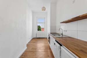 helle und ruhige 2-Zimmer Wohnung mit Balkon! – Die vollständige Adresse der Immobilie erhältst du vom Anbieter., 10439 Prenzlauer Berg, Berlin – Vorschaubild 4