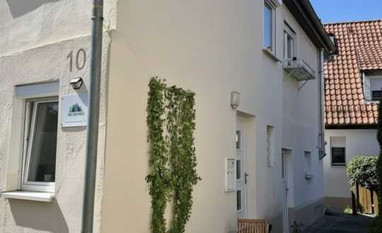 Modernisiertes Stadthaus mit Charme  Rendite