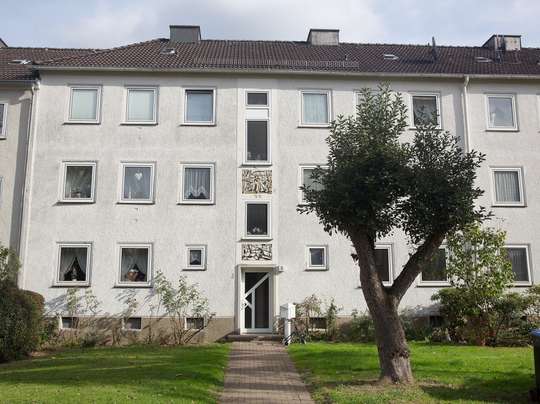 hwg - Zentrale Etagenwohnung mit Tageslichtbadezimmer und Wanne!