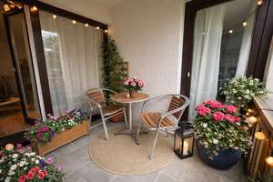 Helle, gepflegte 2 ZKB mit Einbauküche, Fahrstuhl und Balkon in ruhiger Lage! Gut vermietet!!! – Die vollständige Adresse der Immobilie erhältst du vom Anbieter., 86167 Lechhausen-West, Augsburg – Vorschaubild 3