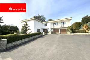 Beindruckender Flachdach-Bungalow in Traumlage von Hanau-Mittelbuchen! – Main-Kinzig-Kreis – Vorschaubild 1