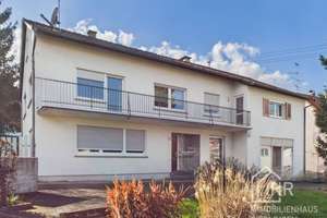 Charmantes Mehrfamilienhaus mit Potenzial & großem Garten – Die vollständige Adresse der Immobilie erhältst du vom Anbieter., 88521 Ertingen – Vorschaubild 1