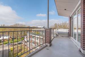 Komfortables Penthouse in ruhiger Lage mit Aufzug und Tiefgaragenplatz – Die vollständige Adresse der Immobilie erhältst du vom Anbieter., 22529 Lokstedt, Hamburg – Vorschaubild 9