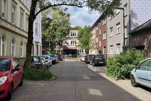 Modernisiertes 3-Familienhaus mit PV-Anlage, Kaminöfen, EBK, uvm. – Die vollständige Adresse der Immobilie erhältst du vom Anbieter., 47119 Laar, Duisburg – Vorschaubild 14