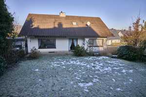 Einfamilienhaus mit 13! Garagen in Höhenlage von Gummersbach-Dieringhausen – Oberbergischer Kreis – Vorschaubild 10