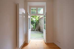 Charmante 2-Zimmer Altbauwohnung mit Terrasse und Privatgarten – Die vollständige Adresse der Immobilie erhältst du vom Anbieter., 10555 Moabit, Berlin – Vorschaubild 2