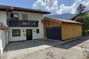 Teilerneuerte Süd-West-Haushälfte mit Doppelgarage in stiller Randlage – Die vollständige Adresse der Immobilie erhältst du vom Anbieter., 83259 Schleching – Vorschaubild 7