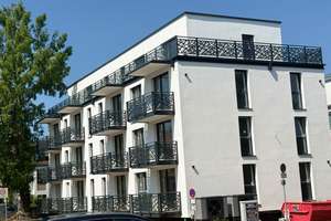 Erstbezug KfW55 – Exklusive 3. ZiPenthouse WHG mit 60 m² Dachterrasse, Fußbodenheizung&Einbauküche