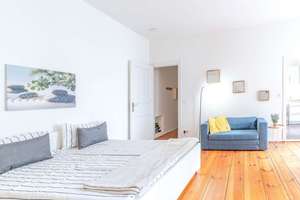 Altbauwohnung mit Balkon am Volkspark Friedrichshain – Die vollständige Adresse der Immobilie erhältst du vom Anbieter., 10407 Prenzlauer Berg, Berlin – Vorschaubild 11