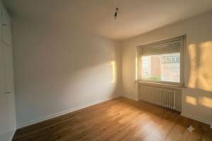 GEMÜTLICHES REIHENENDHAUS MIT GARTEN UND GARAGE! – Die vollständige Adresse der Immobilie erhältst du vom Anbieter., 41239 Schrievers, Mönchengladbach – Vorschaubild 10