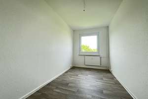 Erstbezug: Sanierte Wohnung mit Balkon und Wohlfühlfaktor – Dr.-Salvador-Allende-Straße 256, 9119 Kappel, Chemnitz – Vorschaubild 3