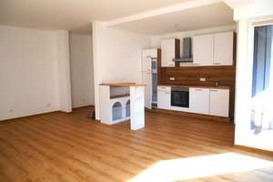 „Direkt in der City, gute Ausstattung, mit Einbauküche und Aufzug “ – Hohenfelderstr. 3, 56068 Altstadt, Koblenz – Vorschaubild 2