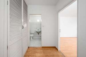 Bezugsfrei und Saniert| Bezugsfreie 2 Zimmer Wohnung mit 74 m² und zwei Balkonen – Die vollständige Adresse der Immobilie erhältst du vom Anbieter., 13409 Reinickendorf (Ortsteil), Berlin – Vorschaubild 5