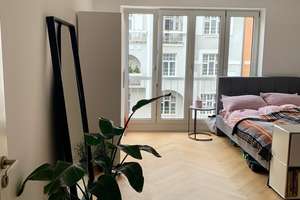 Elisabethmarkt, Kurfürstenplatz, modernisiert, Designermöbel, Fischgrätparkett – Isabellastr. 28, 80796 Neuschwabing, München – Vorschaubild 1