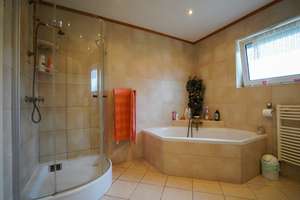 *Top Lage *Loggia *PV Anlage *Garage *2 Bäder *Terrasse *Top Raumaufteilung – Die vollständige Adresse der Immobilie erhältst du vom Anbieter., 26831 Bunde – Vorschaubild 14