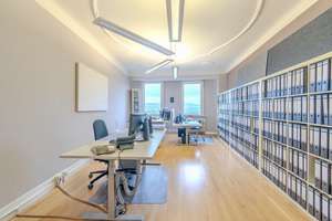 Traumhafte 5 Zimmer Villenetage -viele elegante Details, großer Balkon, Einzelgarage, Panoramablick – Die vollständige Adresse der Immobilie erhältst du vom Anbieter., 70190 Ostheim, Stuttgart – Vorschaubild 13