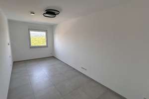 Schöne 4 Zimmerwohnung mit großer Terrasse und tollem Blick in Fürth! – Die vollständige Adresse der Immobilie erhältst du vom Anbieter., 64658 Fürth – Vorschaubild 7