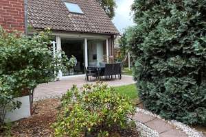Großzügiges Einfamilienhaus mit Garten, Kamin und viel Platz zum Wohlfühlen – Bemeroder Straße 75, 30559 Kirchrode, Hannover – Vorschaubild 2