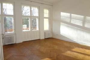Zuhause mit 4 Zimmern und viel Platz in Lichterfelde – Finckensteinallee 84, 12205 Lichterfelde, Berlin – Vorschaubild 2