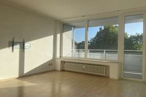 Helle und freundliche 4 Zimmerwohnung mit Tiefgaragenstellplatz in Oberkassel/Grenze Niederkassel – Die vollständige Adresse der Immobilie erhältst du vom Anbieter., 40547 Niederkassel, Düsseldorf – Vorschaubild 6