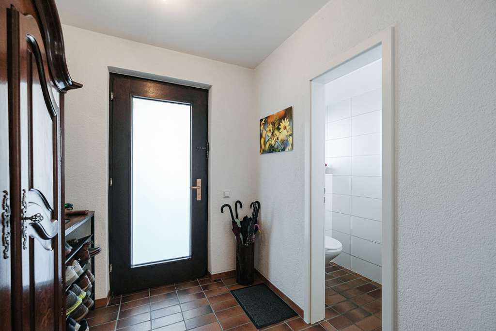 Immobilie in Leichlingen - Lichtstarke Maisonettewohnung mit Wintergarten-Essküche - Bild 1