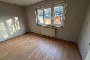EINFAMILIENHAUS MITTEN IN UNTERKOCHEN AUF GROßEM GRUNDSTÜCK – Die vollständige Adresse der Immobilie erhältst du vom Anbieter., 73432 Unterkochen, Aalen – Vorschaubild 7