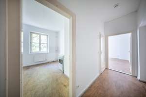 Helle 1-Zimmer-Wohnung mit Altbauflair und Gestaltungspotenzial in Friedrichshain – Die vollständige Adresse der Immobilie erhältst du vom Anbieter., 10247 Friedrichshain, Berlin – Vorschaubild 9