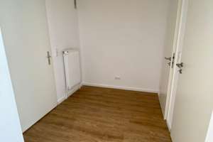 Gut geschnittene 2-Zimmer-Wohnung in Siegen – Hauptmarkt 14, 57076 Weidenau, Siegen – Vorschaubild 2