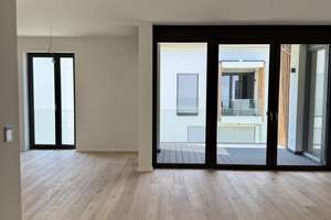 Stilvolle 4-Raum-Wohnung mit Loggia und hochwertiger Ausstattung! – 92277 Hohenburg – Vorschaubild 3