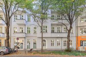 Strangsanierte 3-Zimmer Altbauwohnung im Samarieterkiez – Die vollständige Adresse der Immobilie erhältst du vom Anbieter., 10247 Friedrichshain, Berlin – Vorschaubild 2