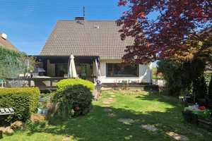 Stilvolles Einfamilienhaus mit tollem, großen Gartengrundstück und geräumiger Garage! – Altenkirchen (Westerwald) (Kreis) – Vorschaubild 7
