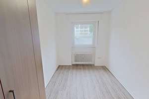 Geräumige 3-Zimmer-Erdgeschosswohnung mit BALKON – Lahrkampstraße 2, 33104 Schloß Neuhaus, Paderborn – Vorschaubild 7