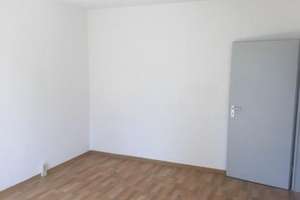 Neue Mieter*in gesucht: Gemütliche 2-Raumwohnung mit Dusche und Balkon! – Niederseidewitzer Weg 16, 1257 Leuben (Stadtteil), Dresden – Vorschaubild 3