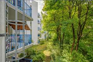 Möbliert: Großzügige 1-Zimmer Wohnung mit Balkon – 80997 Allach, München – Vorschaubild 13