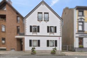 Großes Familienhaus im idyllischen Himmelgeist