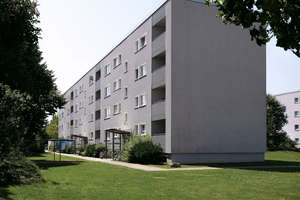Bequem wohnen im Erdgeschoss – 3 Zimmer mit Loggia in Detmerode – Klausenerstr. 2, 38444 Detmerode, Wolfsburg – Vorschaubild 3